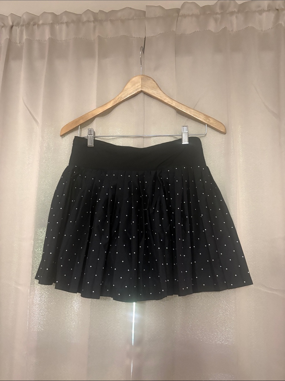 Xersion Black Pleated Mini Skirt with White Dot Accent